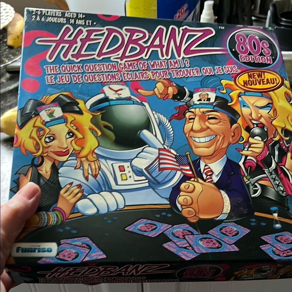 Hedbanz 80s Edition Game